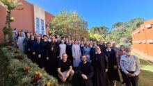 Institutos religiosos reunidos em Ponta Grossa